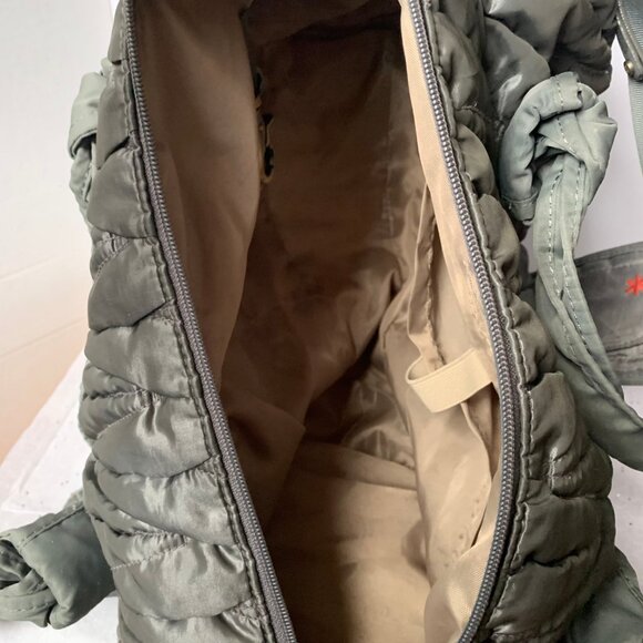 Timi & Leslie Marie Antoinette Silver Nylon Quilted Baby Diaper Bag - Size Large - Picture 16 of 16